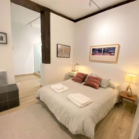 Opera-Suites Luxury La Boheme, In The Very Center Of Madrid. Exterior photo